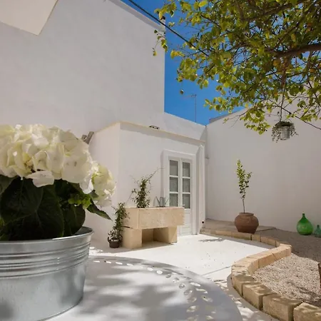 Stai A Sud Bed and Breakfast