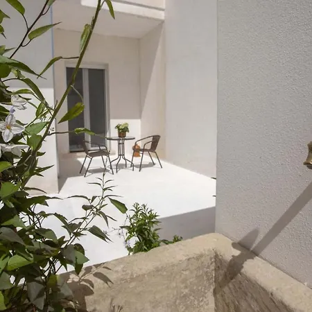 Stai A Sud Bed and Breakfast